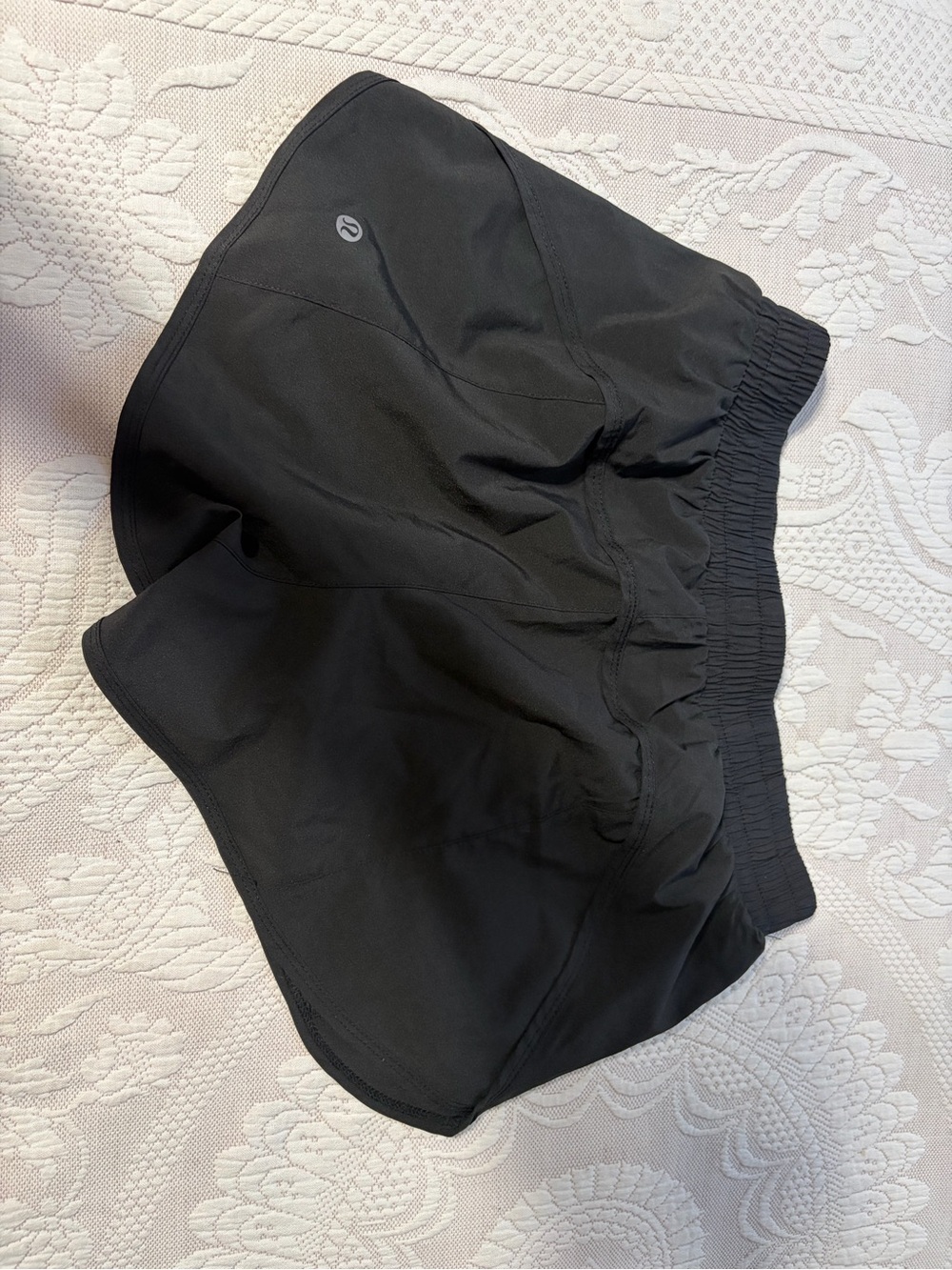 lululemon athletica Black women's Athletic Shorts *Small* athleisure